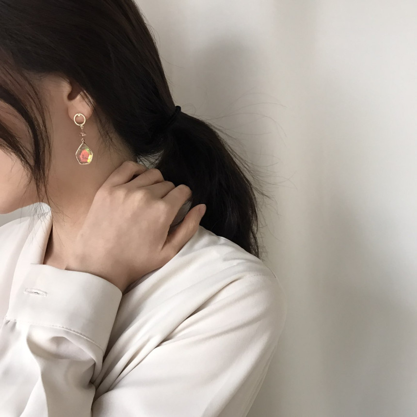 <b><p>Sugar Motr-Dahter Drop Erings Semi office</p></b><b><p>シュガー 螺鈿 ドロップイヤリング セミオフィスルック 光沢がきれいな フェミニンな感性ムード</p></b><br /><br /><p align='center'>