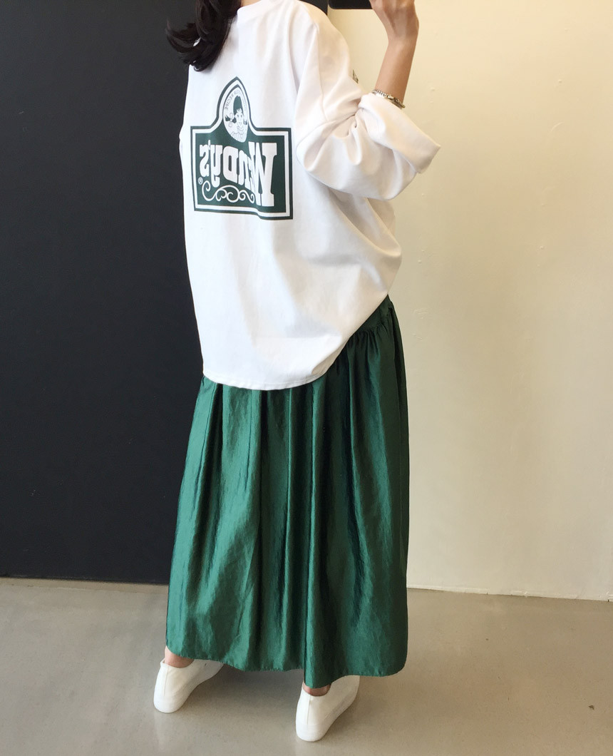 <b><p>Wendy Boxed T-shirt 4color Printing Roulette</p></b><b><p>ウェンディ ボックスTシャツ 4色 印刷 ルーズフィット チュリ 女性長袖 オ・バフェ</p></b><br /><br /><p align='center'>