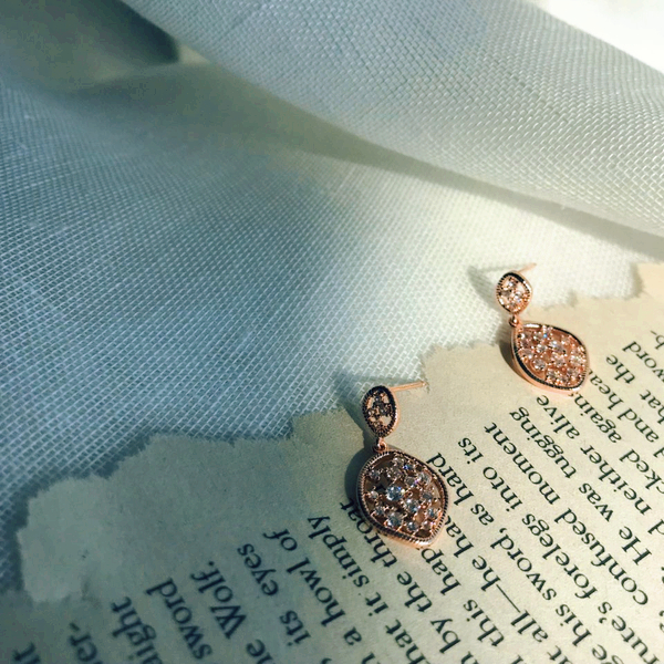 <b><p>Elegant earrings Drama Misty Kim N-ju fashion</p></b><b><p>エレガントなイヤリング ドラマミスティ キム・ナムジュ ファッション 高ヘラン 芸能人</p></b><br /><br /><p align='center'>