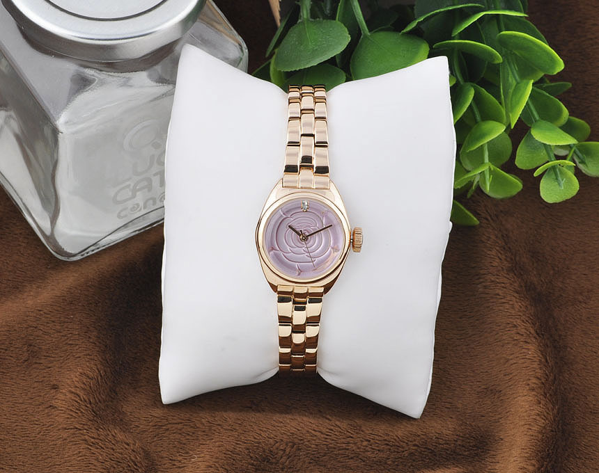 <b><p>Angel and Time Wom clock</p></b><b><p>エンジェルアンドタイム 女性 時計</p></b><br /><br /><p align='center'>