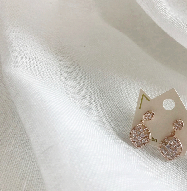 <b><p>Elegant earrings Drama Misty Kim N-ju fashion</p></b><b><p>エレガントなイヤリング ドラマミスティ キム・ナムジュ ファッション 高ヘラン 芸能人</p></b><br /><br /><p align='center'>