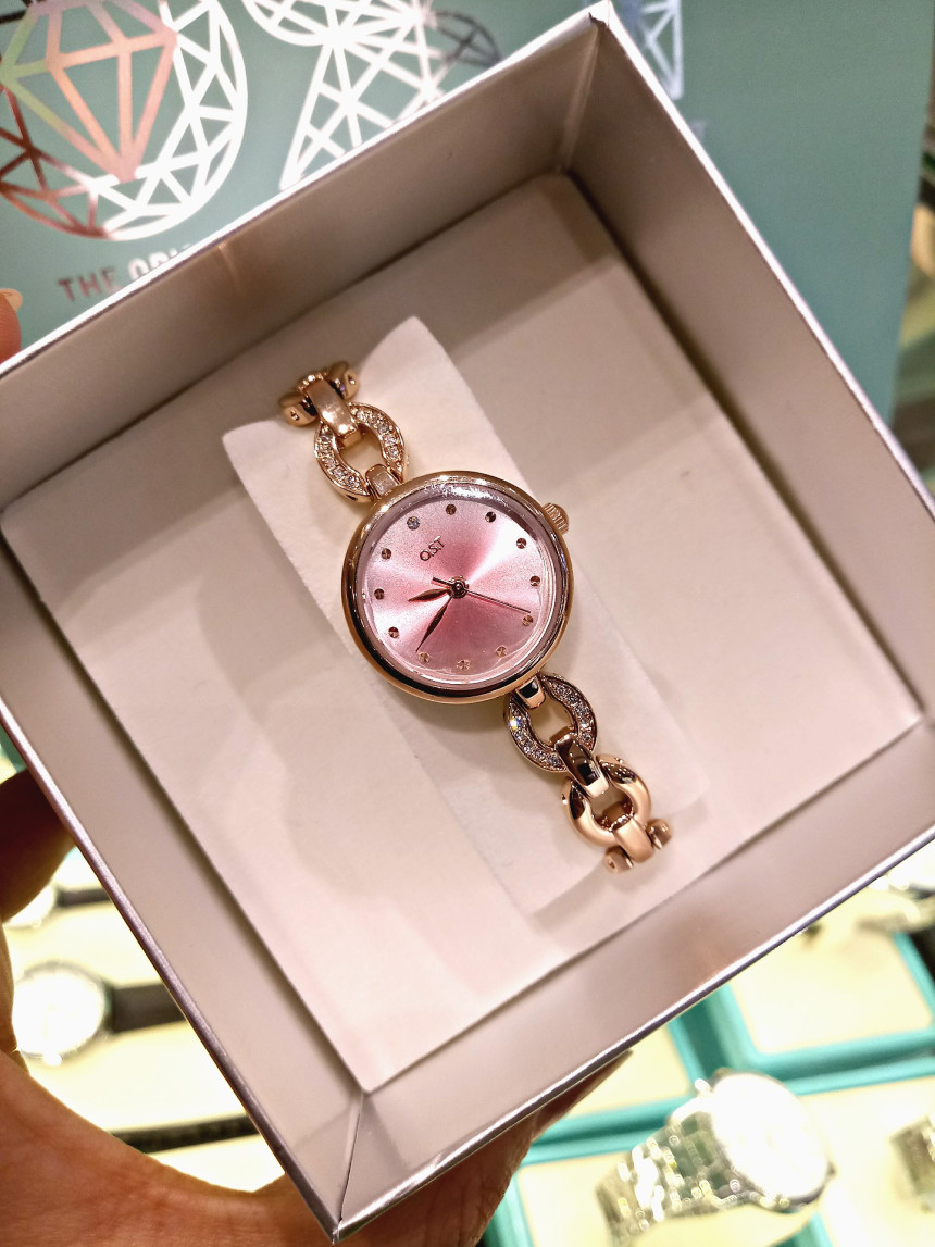 <b><p>OST Bracelet Mal Band Watch OTW118311TPP</p></b><b><p>OST ブレスレットメタルバンドの腕時計OTW118311TPP 01 サンコム若々しく</p></b><br /><br /><p align='center'>