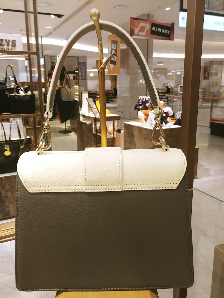 <b><p>Carlin New Hester Small H78166010</p></b><b><p>カーリンニューヘスタースモールS H78166010</p></b><br /><br /><p align='center'>