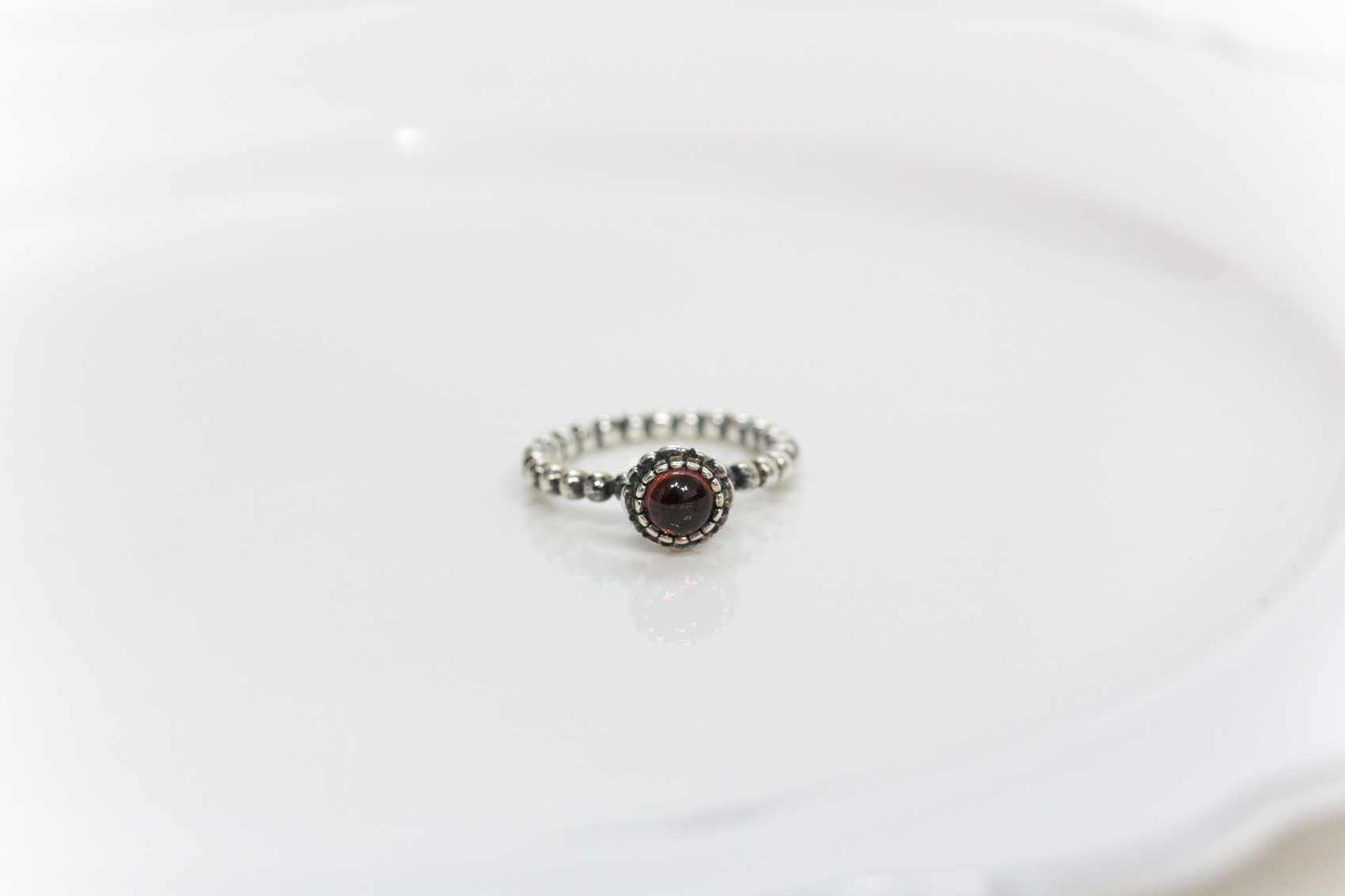<b><p>January Birthstone Ring Gt gt Silver 925</p></b><b><p>1月に 誕生石リング ガーネット シルバー925 パンドラスタイル サイズ 層 友情</p></b><br /><br /><p align='center'>