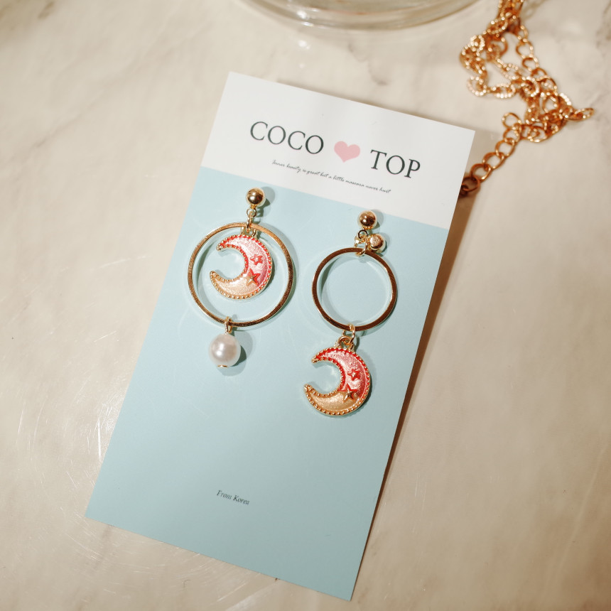 <b><p>Tinkerbell's month Drop Unown earrg</p></b><b><p>ティンカーベルの 月 ドロップ オンバル イヤリング</p></b><br /><br /><p align='center'>