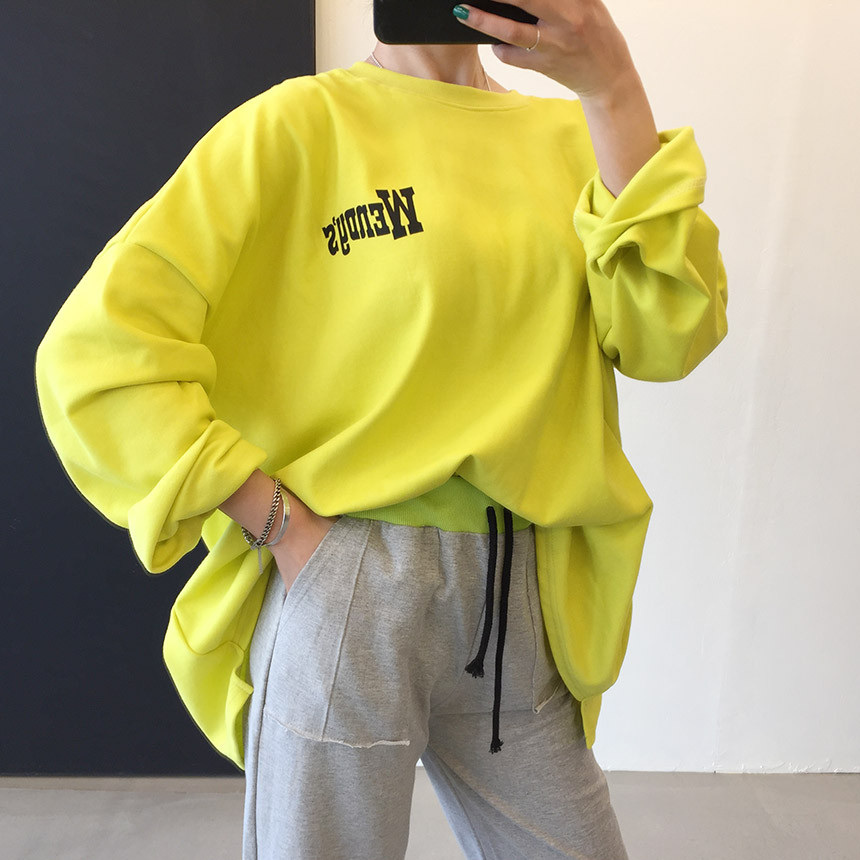 <b><p>Wendy Boxed T-shirt 4color Printing Roulette</p></b><b><p>ウェンディ ボックスTシャツ 4色 印刷 ルーズフィット チュリ 女性長袖 オ・バフェ</p></b><br /><br /><p align='center'>