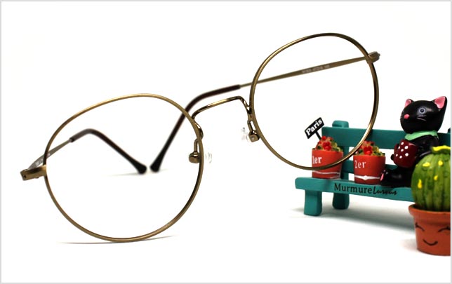 <b><p>Donggul glasses Korean Ultra light beta titium</p></b><b><p>ドングル メガネ 韓国語 超軽量 ベータ チタン 男テ 軽いテ 丸い</p></b><br /><br /><p align='center'>