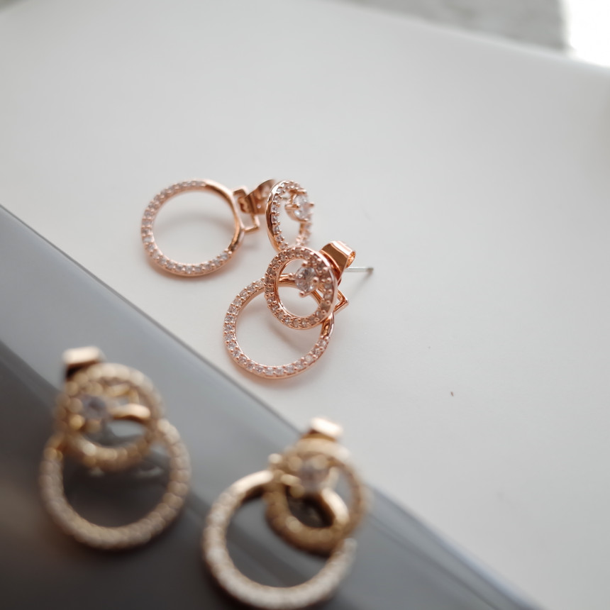 <b><p>Shangri front rear und Silver Es mple Unique</p></b><b><p>シャングリア 前 後 ラウンド チムイヤリ シンプルユニーク スタイリッシュルック</p></b><br /><br /><p align='center'>