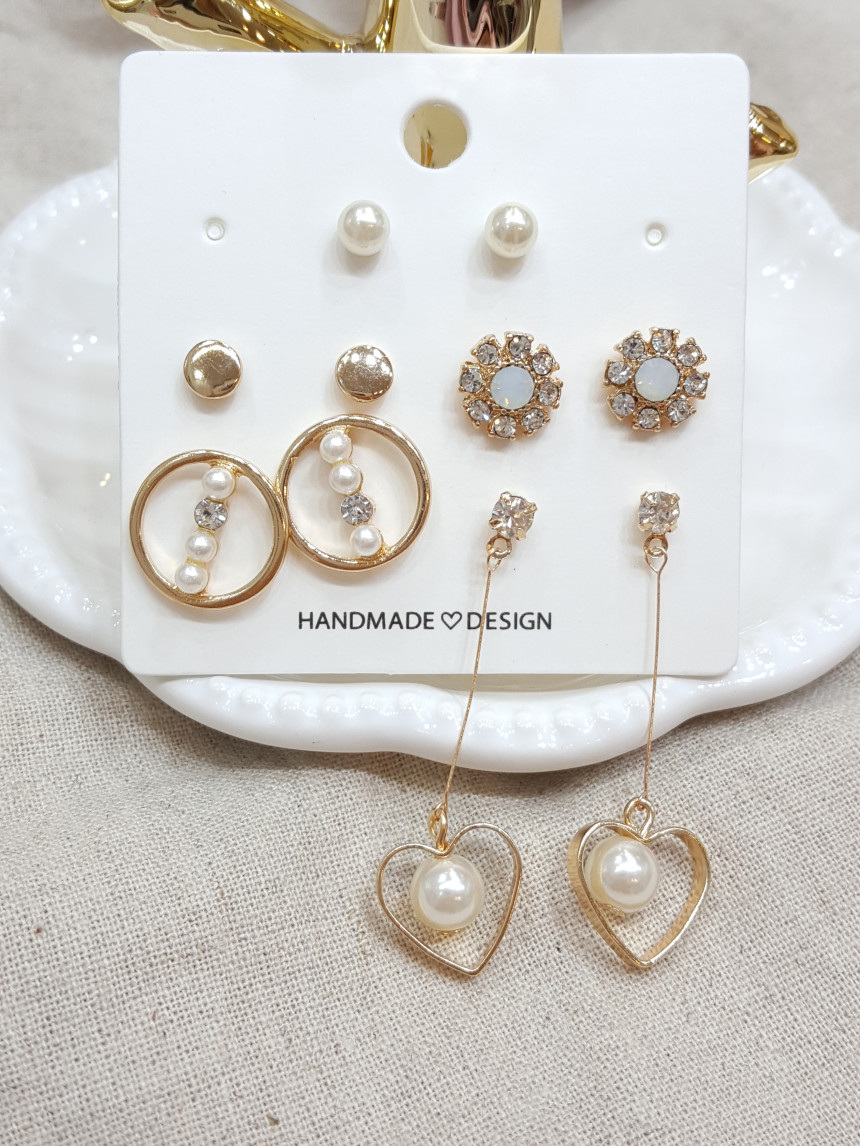 <b><p>EVENT Heart Prince 10 pie set gs Girl coordation</p></b><b><p>EVENT ハートプリンセス 10ピースセットピアス 女性コーディネ ゴクォル 高品位なスタイグ</p></b><br /><br /><p align='center'>