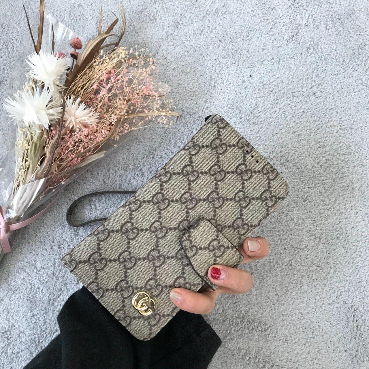 <b><p>All kinds of Galaxy Note 8 Louis Vtton case</p></b><b><p>ギャラクシーノート8ルイヴィトンケース全機種可能</p></b><br /><br /><p align='center'>