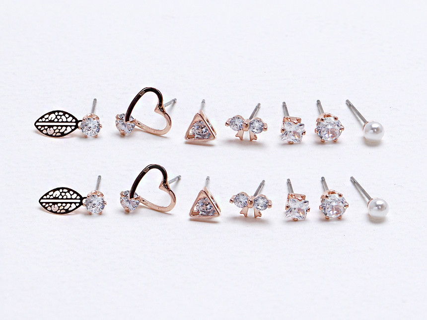<b><p>NO3 14 pieces of pudding earr Bl Cute Simple</p></b><b><p>NO3 プリン14ピース イヤグ ブブ キュートな シンプルアクセサリー 三ジェルイェジュエ</p></b><br /><br /><p align='center'>