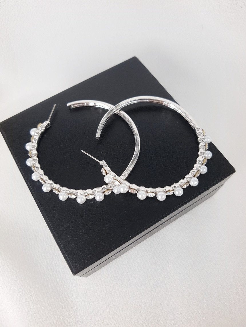 <b><p>Pearl Cubic Ring rs New semester coordation</p></b><b><p>真珠 キュービック リングピアス 新学期コーディネート トル さわやかな 高クオリティ</p></b><br /><br /><p align='center'>