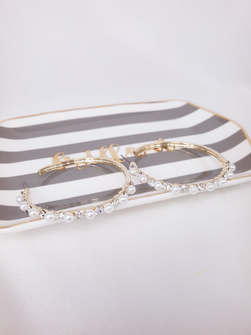 <b><p>Pearl Cubic Ring rs New semester coordation</p></b><b><p>真珠 キュービック リングピアス 新学期コーディネート トル さわやかな 高クオリティ</p></b><br /><br /><p align='center'>