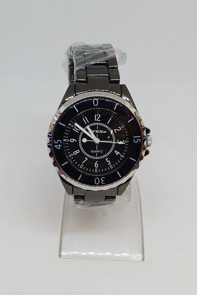<b><p>Black Metal Couple Watch fashion man Wo Gift</p></b><b><p>ブラックメタルのカップル時計 ファッション 男 女性 ギフト 友達 記念日 洗練されたグリッター</p></b><br /><br /><p align='center'>