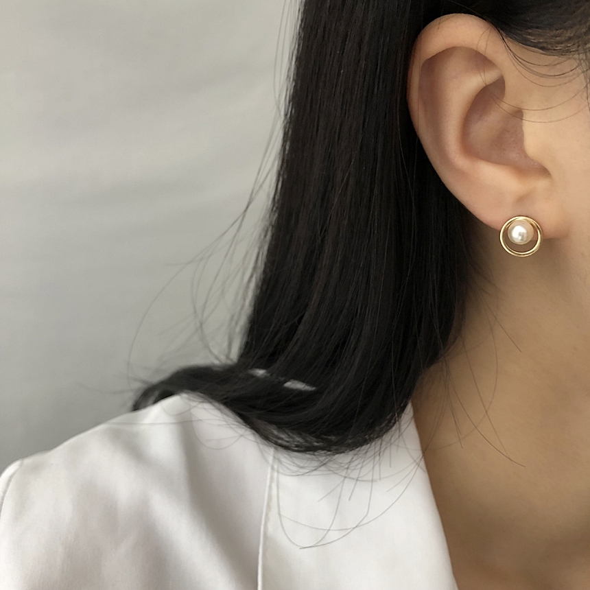 <b><p>Ear possible ily Sver fing Pel Sticky Ofce</p></b><b><p>グィチ 可能 デイリー ウンチム 真珠 ぴったりつく イヤリング 会社員 シンプル</p></b><br /><br /><p align='center'>