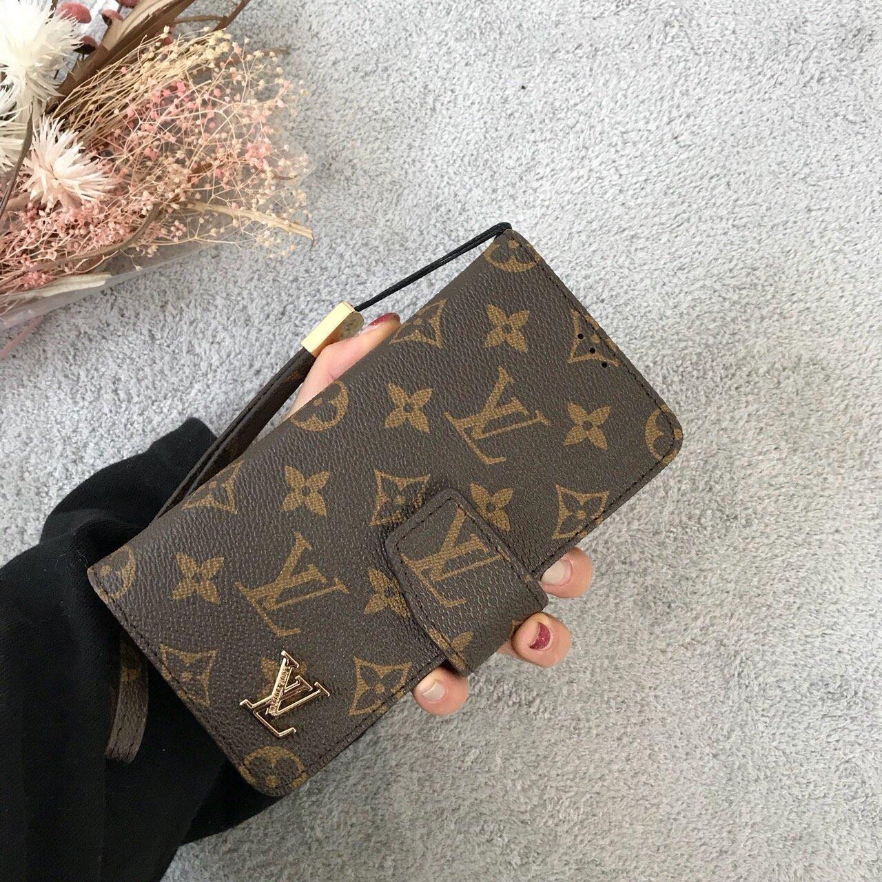 <b><p>All kinds of Galaxy Note 8 Louis Vtton case</p></b><b><p>ギャラクシーノート8ルイヴィトンケース全機種可能</p></b><br /><br /><p align='center'>