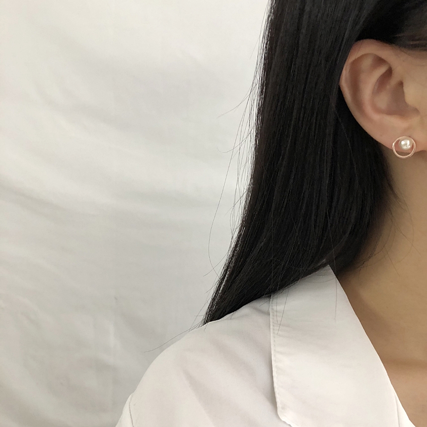 <b><p>Ear possible ily Sver fing Pel Sticky Ofce</p></b><b><p>グィチ 可能 デイリー ウンチム 真珠 ぴったりつく イヤリング 会社員 シンプル</p></b><br /><br /><p align='center'>