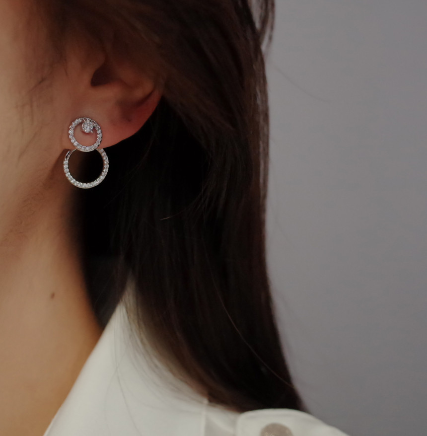 <b><p>Shangri front rear und Silver Es mple Unique</p></b><b><p>シャングリア 前 後 ラウンド チムイヤリ シンプルユニーク スタイリッシュルック</p></b><br /><br /><p align='center'>