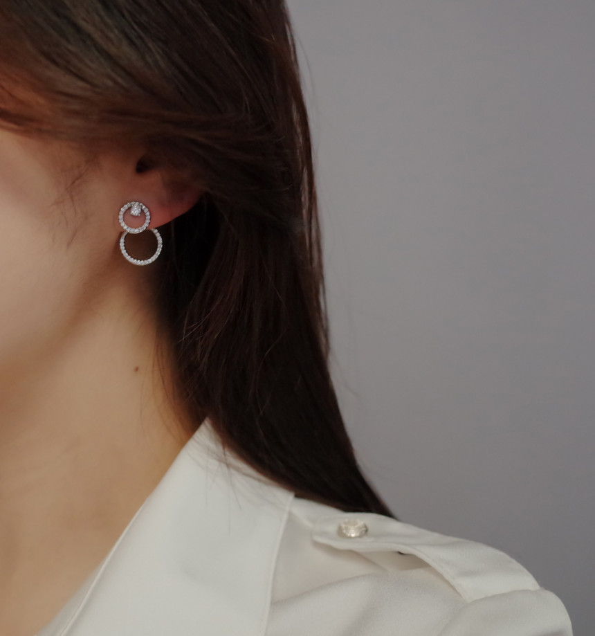 <b><p>Shangri front rear und Silver Es mple Unique</p></b><b><p>シャングリア 前 後 ラウンド チムイヤリ シンプルユニーク スタイリッシュルック</p></b><br /><br /><p align='center'>