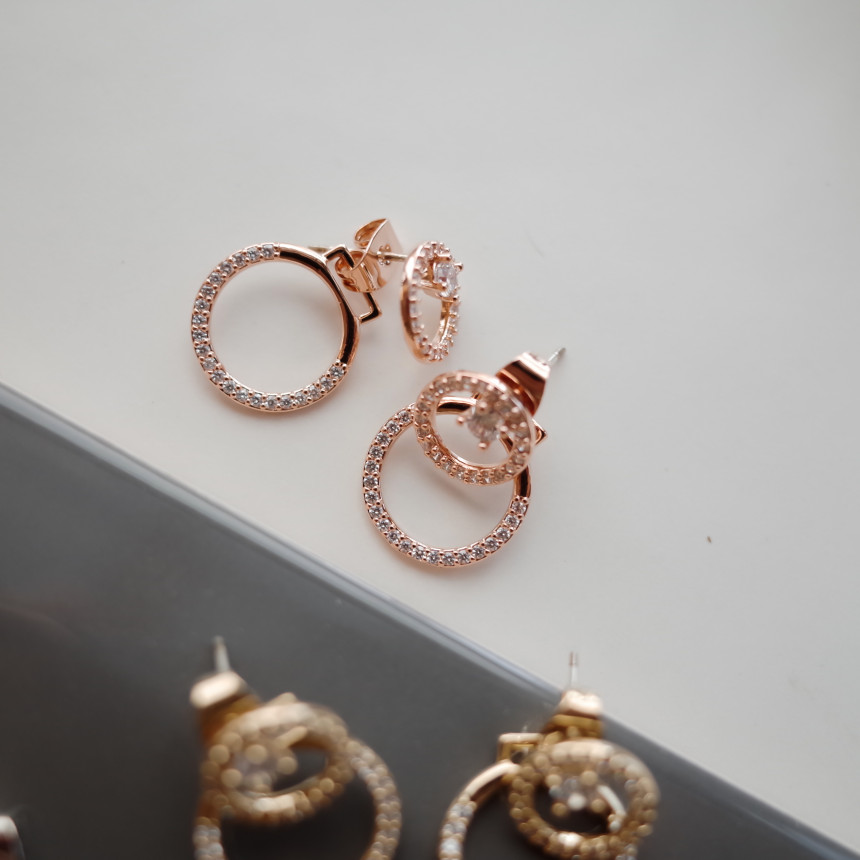 <b><p>Shangri front rear und Silver Es mple Unique</p></b><b><p>シャングリア 前 後 ラウンド チムイヤリ シンプルユニーク スタイリッシュルック</p></b><br /><br /><p align='center'>