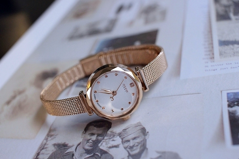 <b><p>round Rose Gold Ten Point Mesh ba Wom's</p></b><b><p>ラウンド ローズゴールド テンポイント メッシュバ 女性の腕時計 手首 ファョン</p></b><br /><br /><p align='center'>