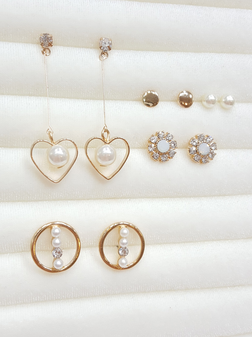 <b><p>EVENT Heart Prince 10 pie set gs Girl coordation</p></b><b><p>EVENT ハートプリンセス 10ピースセットピアス 女性コーディネ ゴクォル 高品位なスタイグ</p></b><br /><br /><p align='center'>