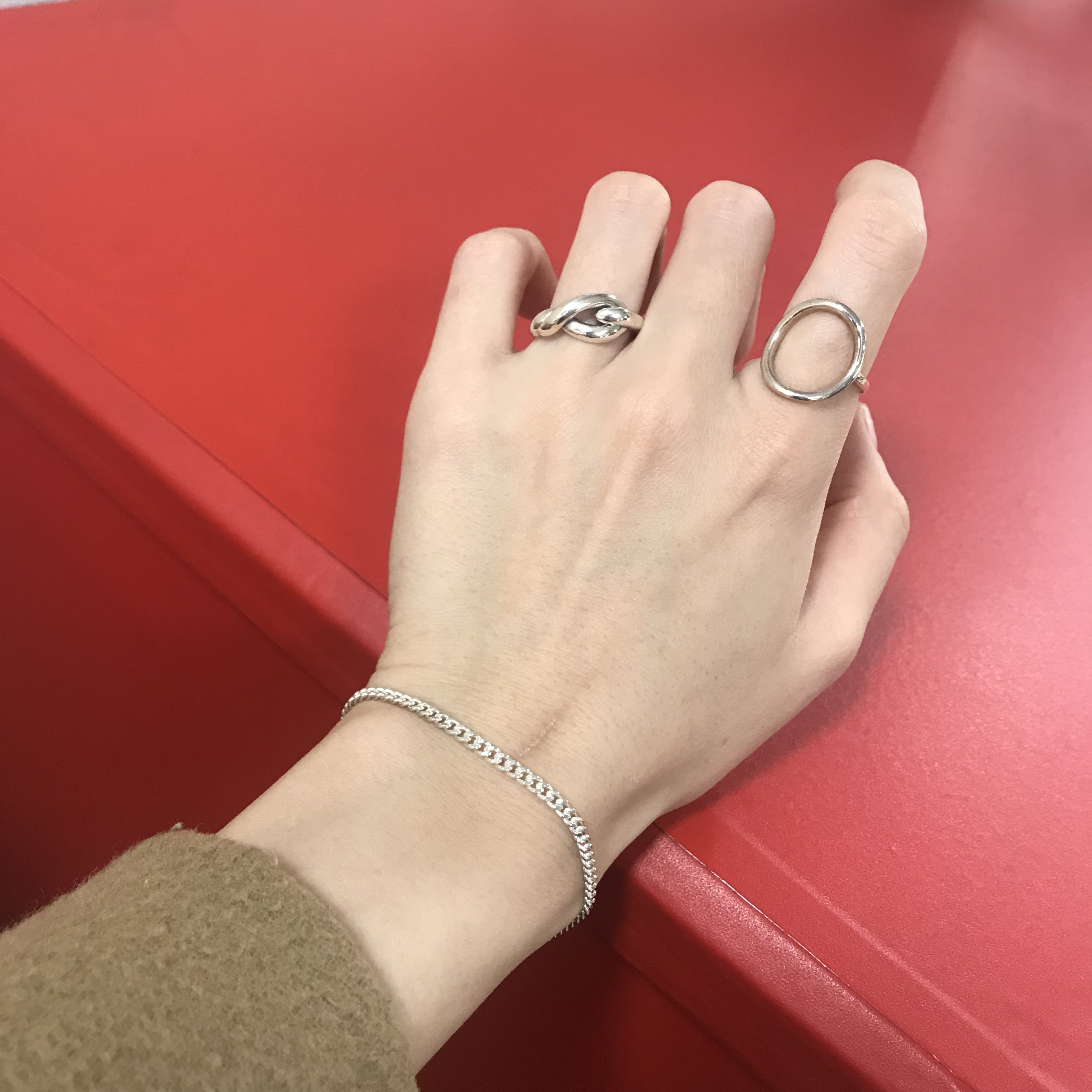 <b><p>925 silver Circle Ring Normal sty Unique</p></b><b><p>925 円形サークルリング ノーマルなスタイル ユニなアイテム 女性 30代 夏休み</p></b><br /><br /><p align='center'>