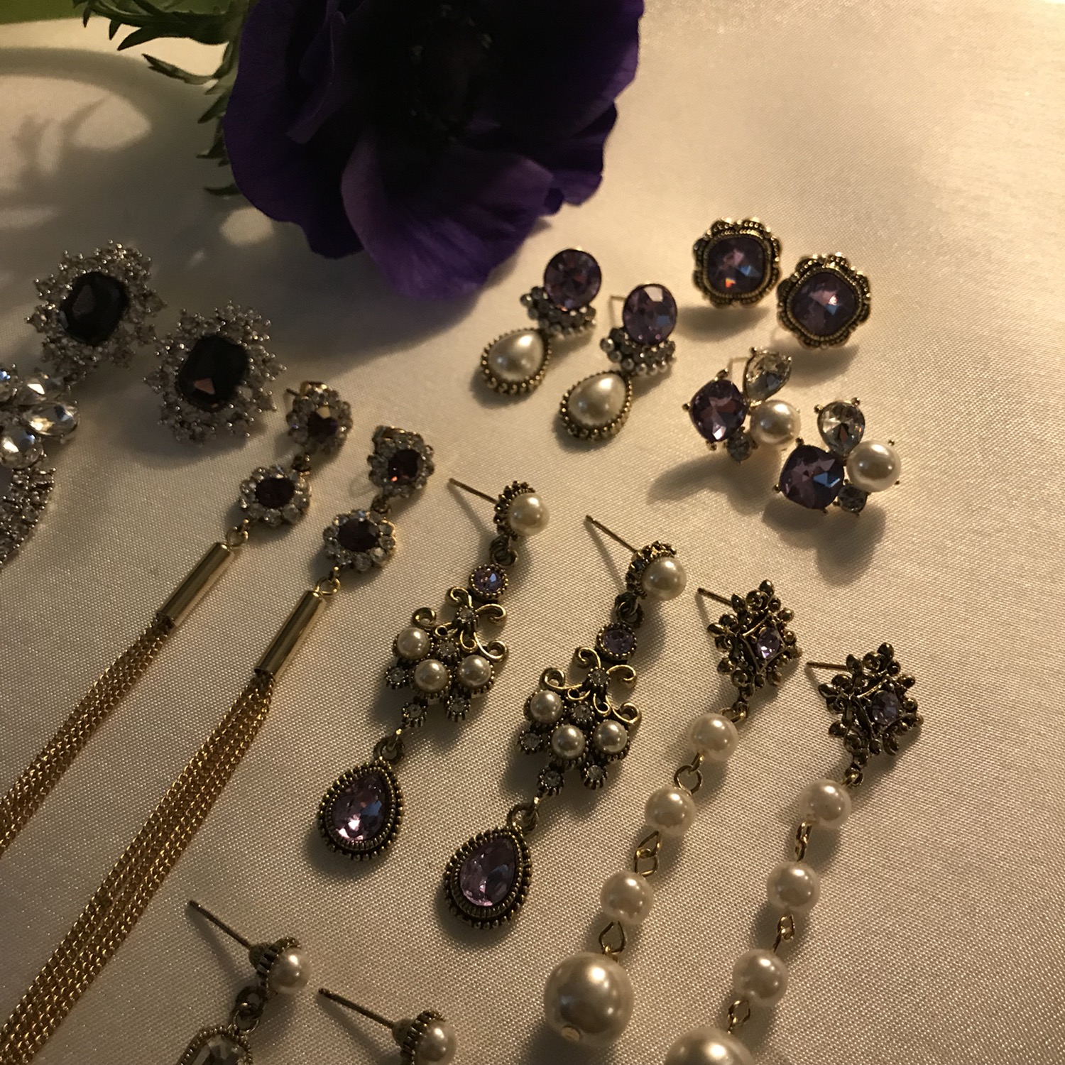 <b><p>Violet earring 8 species Alrgy preventn Woman</p></b><b><p>バイオレット イヤリング 8種 アレルギー対策 女性 紫</p></b><br /><br /><p align='center'>