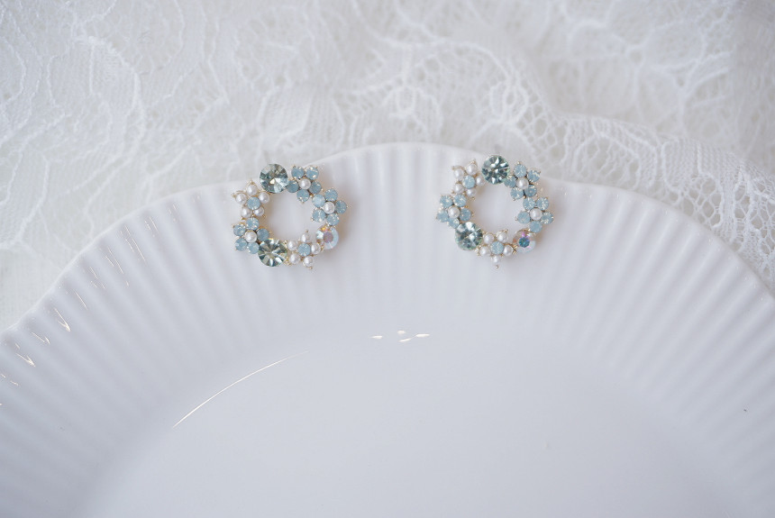 <b><p>flower Fondue earring Tnties women Daily</p></b><b><p>フラワー フォンデュ イヤリング 20代の女性 デイリーコーディネート ウンチム</p></b><br /><br /><p align='center'>