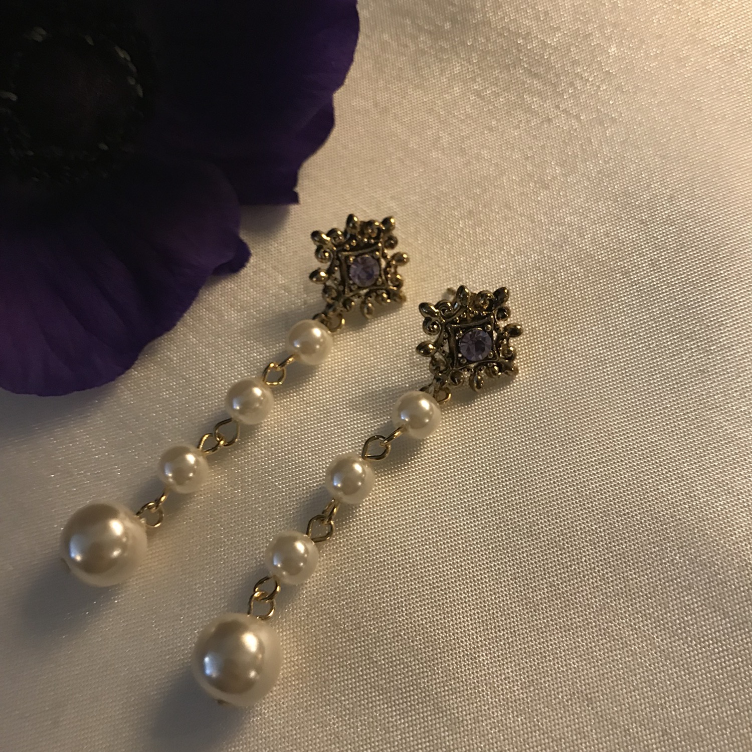 <b><p>Violet earring 8 species Alrgy preventn Woman</p></b><b><p>バイオレット イヤリング 8種 アレルギー対策 女性 紫</p></b><br /><br /><p align='center'>