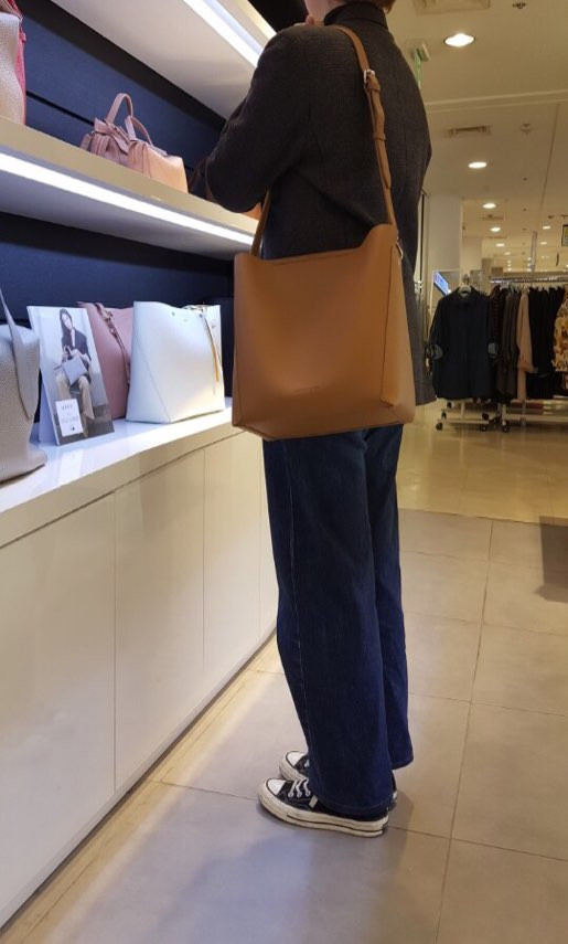 <b><p>Vintage Bench Simple Lar Bucket Ba 3 types</p></b><b><p>ビンチスベンチシンプルラージバケットバック3種VD8SFBSHO726V魅力があるスタイル高慢コーデ</p></b><br /><br /><p align='center'>