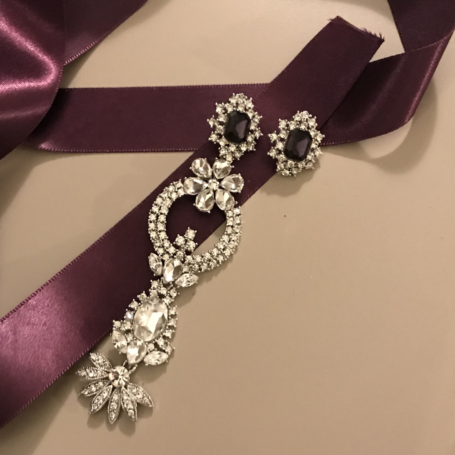 <b><p>Violet earring 8 species Alrgy preventn Woman</p></b><b><p>バイオレット イヤリング 8種 アレルギー対策 女性 紫</p></b><br /><br /><p align='center'>