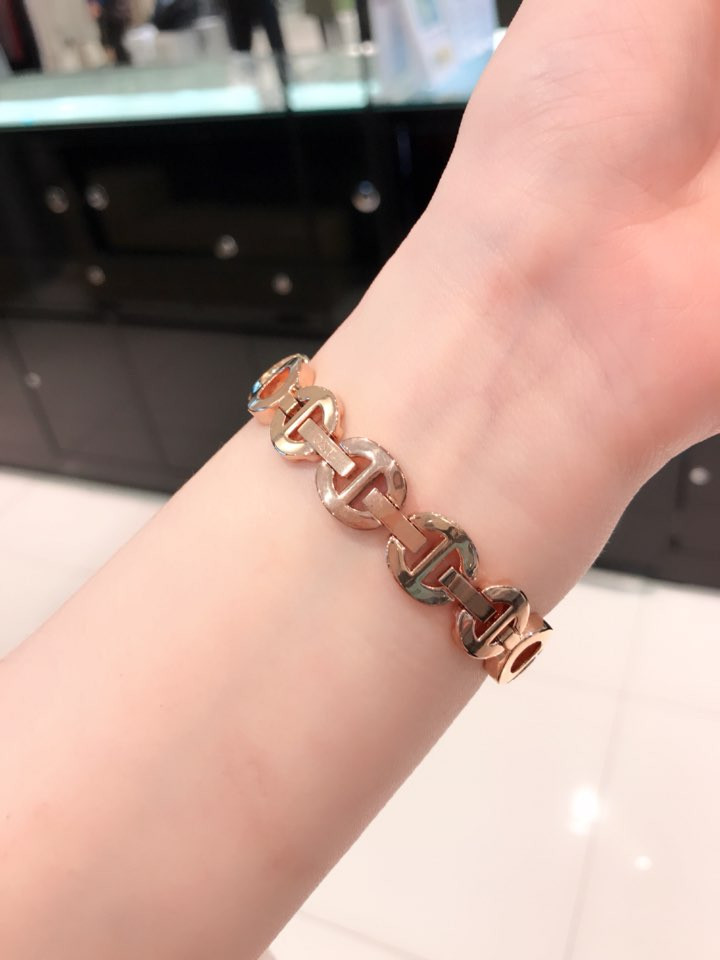 <b><p>OST Rose One Chain Metal Watch OTW114703TPP</p></b><b><p>OST ローズワンチェーンメタル時計OTW114703TPP ラグジュアリー ブーティーは</p></b><br /><br /><p align='center'>