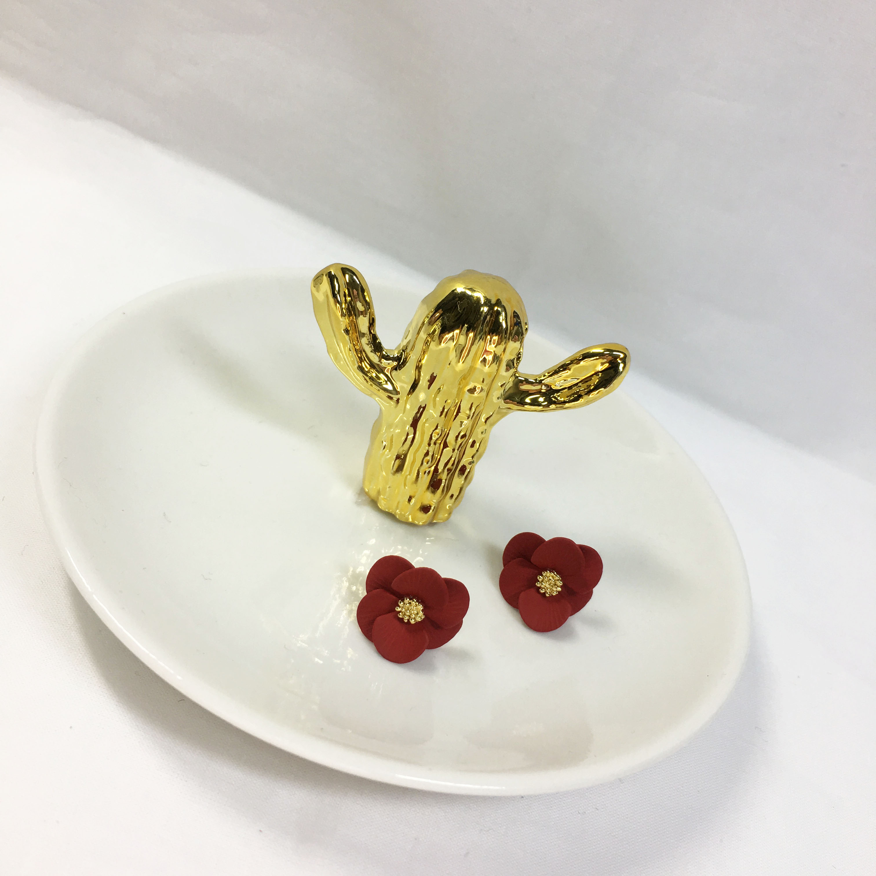 <b><p>Camellia earring Silver 925 Drop Accessory</p></b><b><p>カメリア イヤリング シルバー925 ドロップグ アクセサリー通販 きれいな ウンチム</p></b><br /><br /><p align='center'>