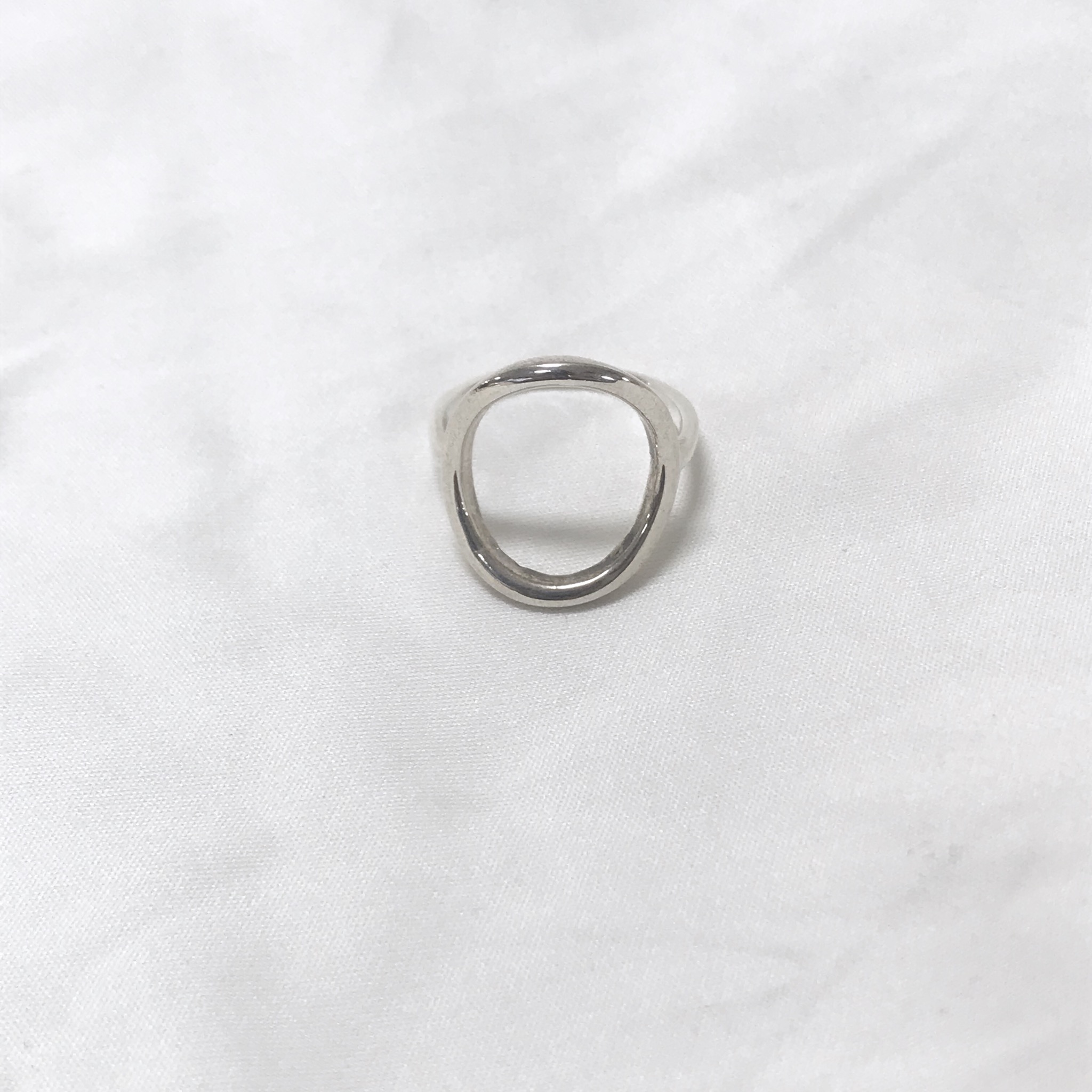 <b><p>925 silver Circle Ring Normal sty Unique</p></b><b><p>925 円形サークルリング ノーマルなスタイル ユニなアイテム 女性 30代 夏休み</p></b><br /><br /><p align='center'>