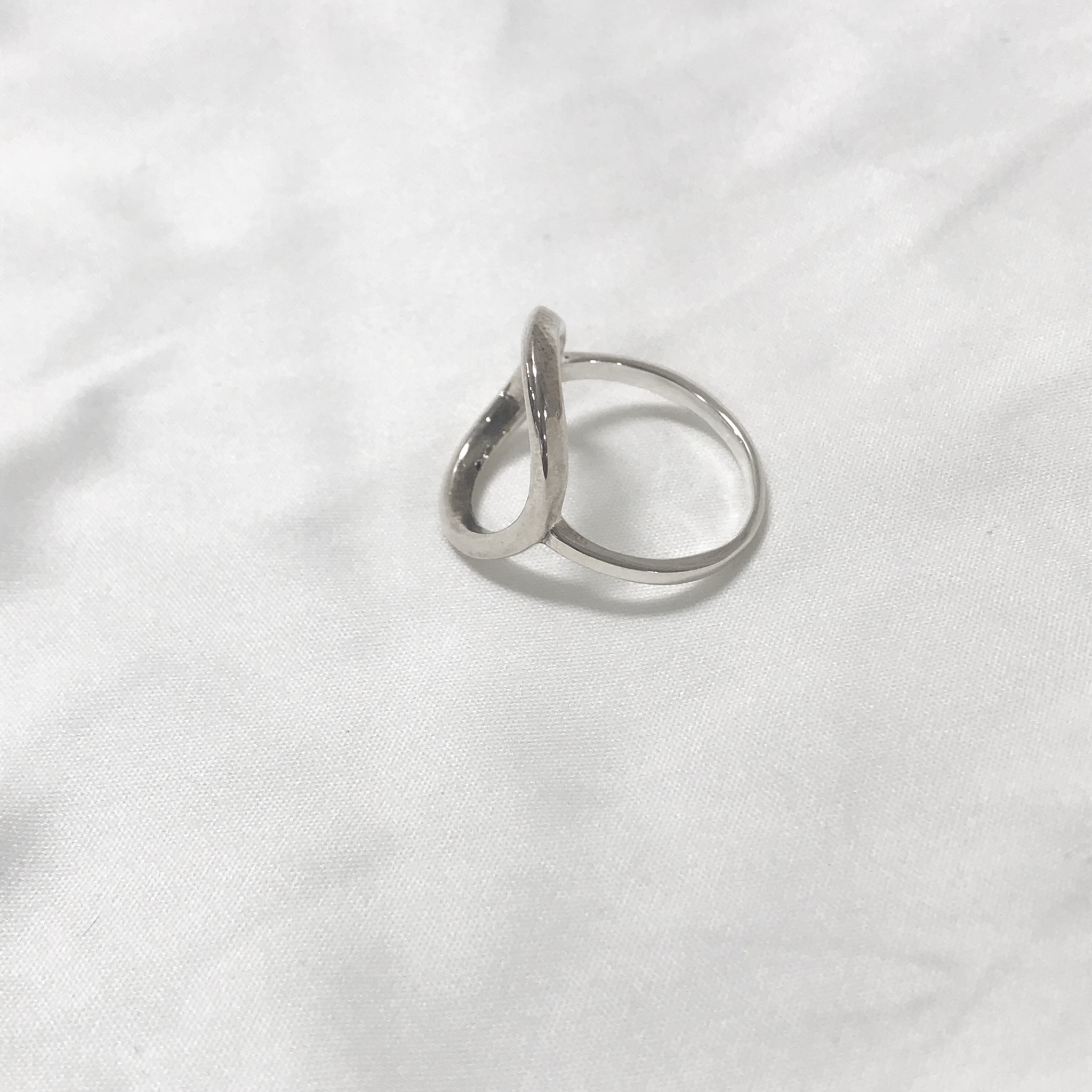 <b><p>925 silver Circle Ring Normal sty Unique</p></b><b><p>925 円形サークルリング ノーマルなスタイル ユニなアイテム 女性 30代 夏休み</p></b><br /><br /><p align='center'>