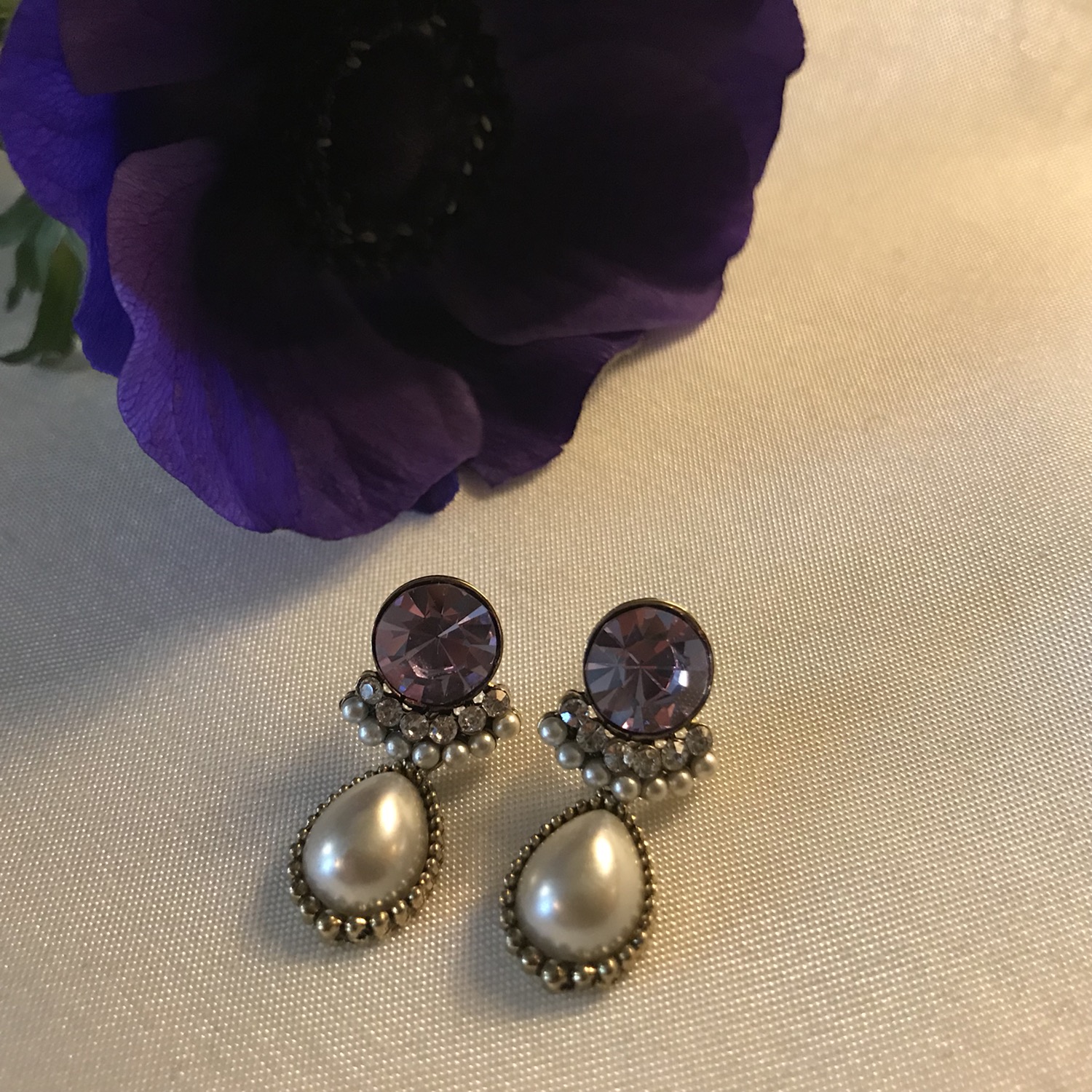 <b><p>Violet earring 8 species Alrgy preventn Woman</p></b><b><p>バイオレット イヤリング 8種 アレルギー対策 女性 紫</p></b><br /><br /><p align='center'>