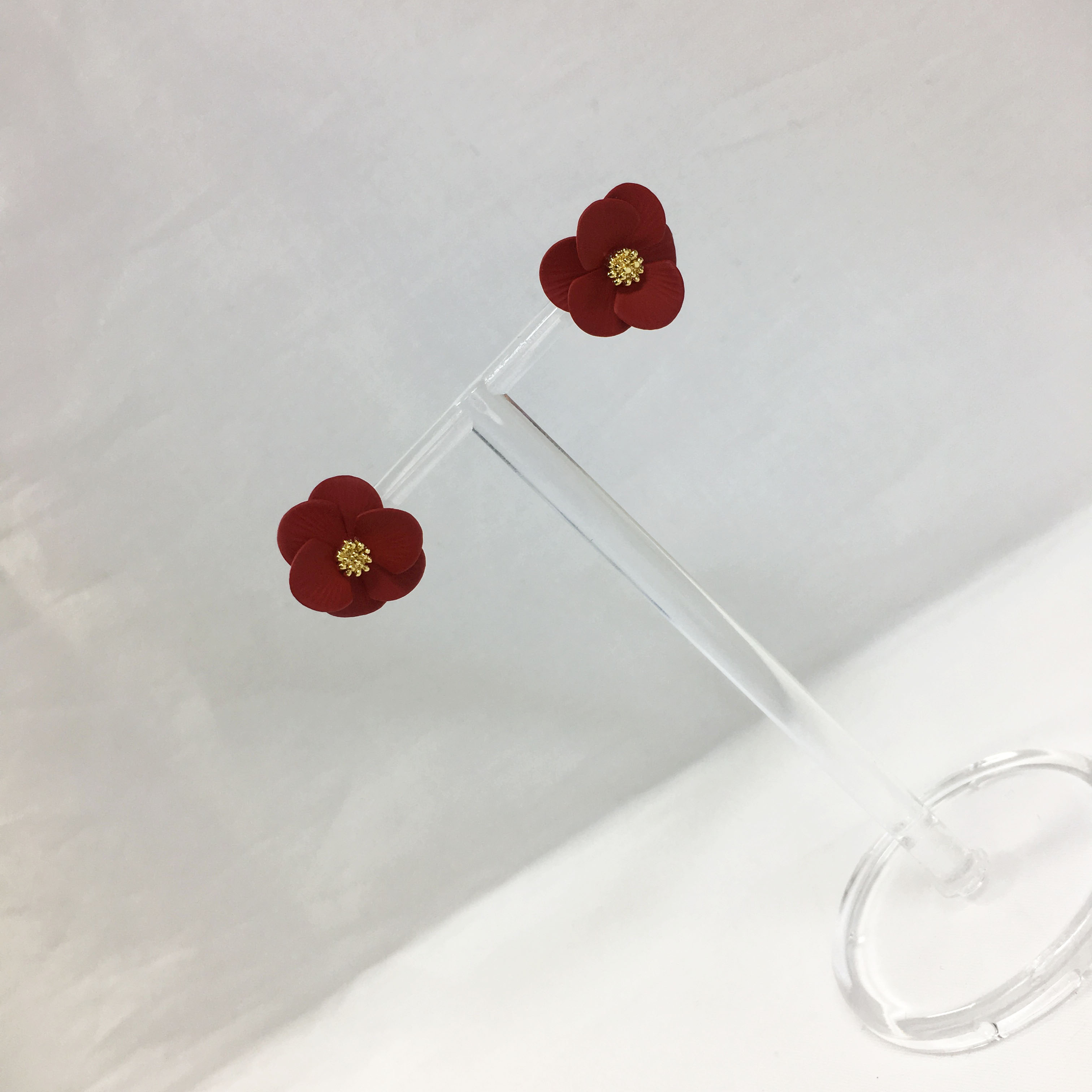 <b><p>Camellia earring Silver 925 Drop Accessory</p></b><b><p>カメリア イヤリング シルバー925 ドロップグ アクセサリー通販 きれいな ウンチム</p></b><br /><br /><p align='center'>