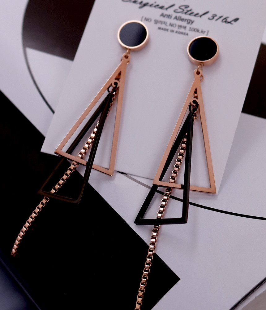<b><p>Ohnet Surge Steel earring titanium sless</p></b><b><p>オネット 書かれているカールスチール イヤリング チタン ステンレス モダンな シックな</p></b><br /><br /><p align='center'>