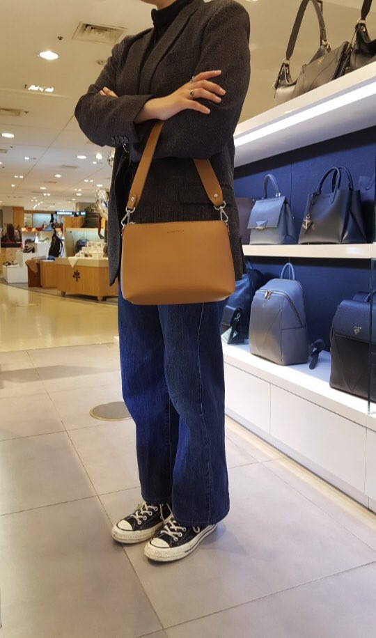 <b><p>Vintage Bench Simple Lar Bucket Ba 3 types</p></b><b><p>ビンチスベンチシンプルラージバケットバック3種VD8SFBSHO726V魅力があるスタイル高慢コーデ</p></b><br /><br /><p align='center'>