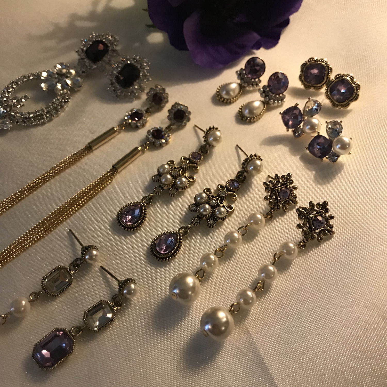 <b><p>Violet earring 8 species Alrgy preventn Woman</p></b><b><p>バイオレット イヤリング 8種 アレルギー対策 女性 紫</p></b><br /><br /><p align='center'>