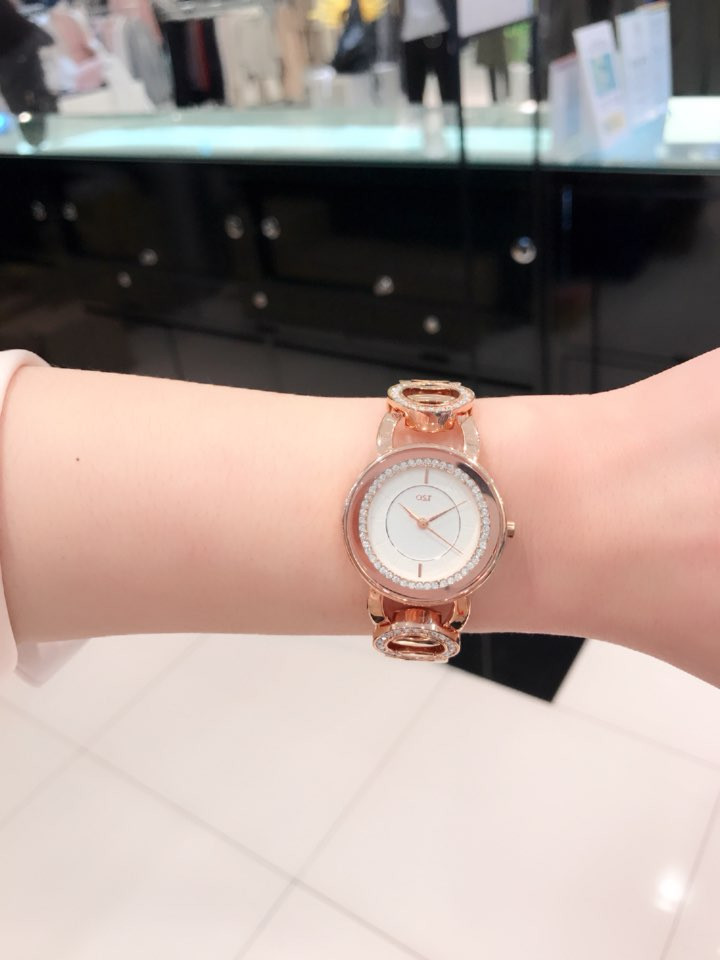 <b><p>OST Rose One Chain Metal Watch OTW114703TPP</p></b><b><p>OST ローズワンチェーンメタル時計OTW114703TPP ラグジュアリー ブーティーは</p></b><br /><br /><p align='center'>