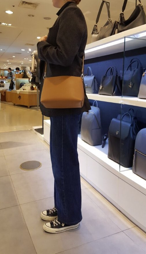 <b><p>Vintage Bench Simple Lar Bucket Ba 3 types</p></b><b><p>ビンチスベンチシンプルラージバケットバック3種VD8SFBSHO726V魅力があるスタイル高慢コーデ</p></b><br /><br /><p align='center'>