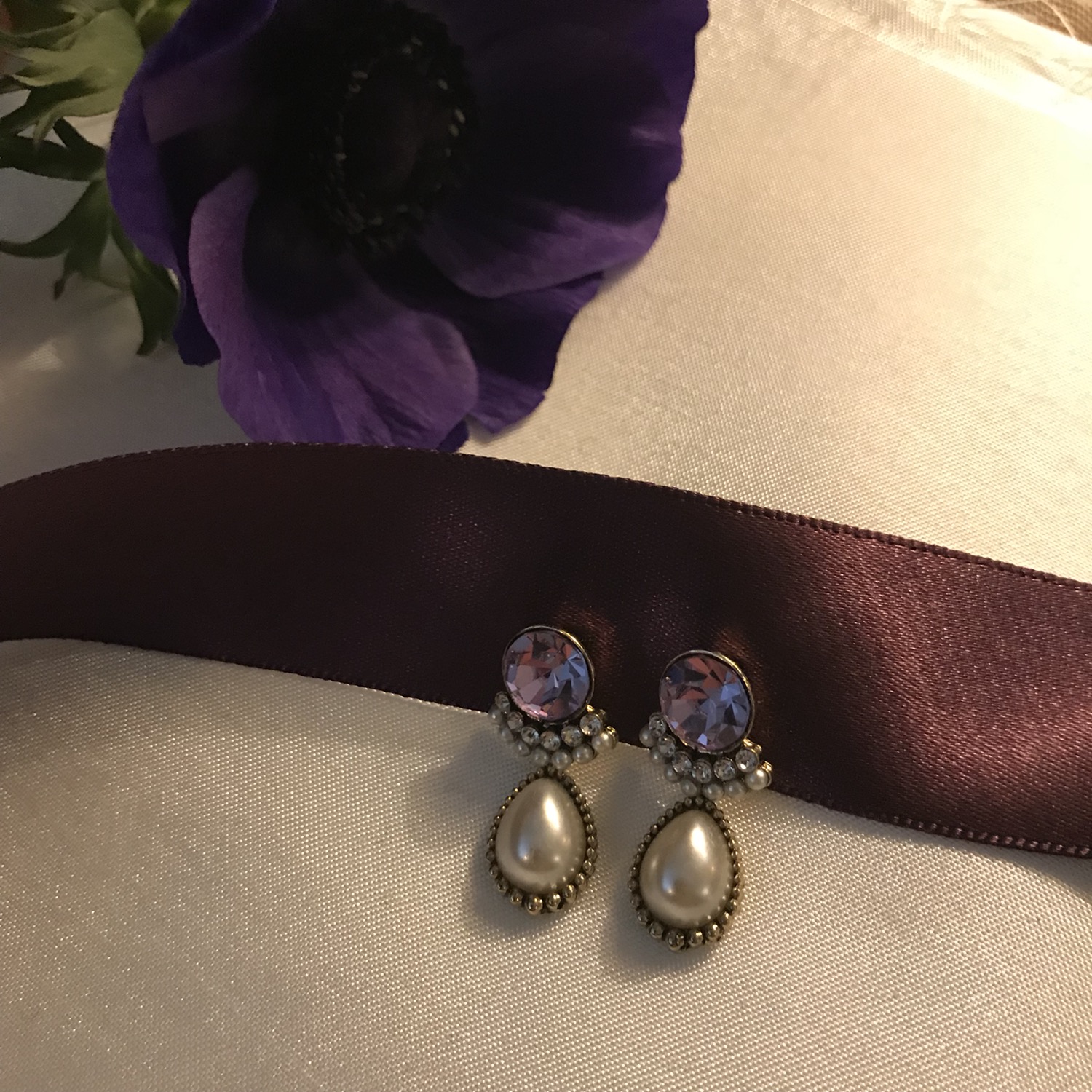 <b><p>Violet earring 8 species Alrgy preventn Woman</p></b><b><p>バイオレット イヤリング 8種 アレルギー対策 女性 紫</p></b><br /><br /><p align='center'>