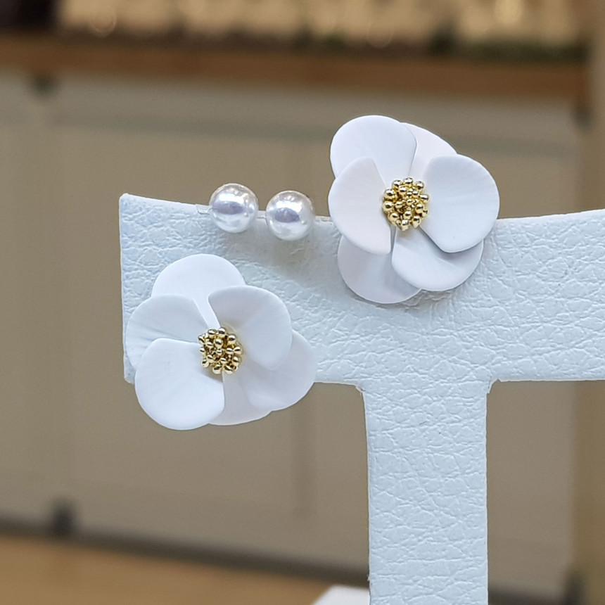 <b><p>Bollare Pastel soft flower ings AAA061 Romantic</p></b><b><p>ボラレ パステルソフトフラワーイヤリング AAA061 ロマンチックスタイル 女心を刺激</p></b><br /><br /><p align='center'>