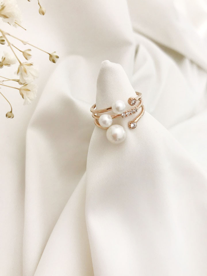 <b><p>Prl pnt All silver rg female Luxury roic</p></b><b><p>真珠 ポイント オールシルバー リング 女性 高級感 ロマンチック ゴド 女神スタイル</p></b><br /><br /><p align='center'>