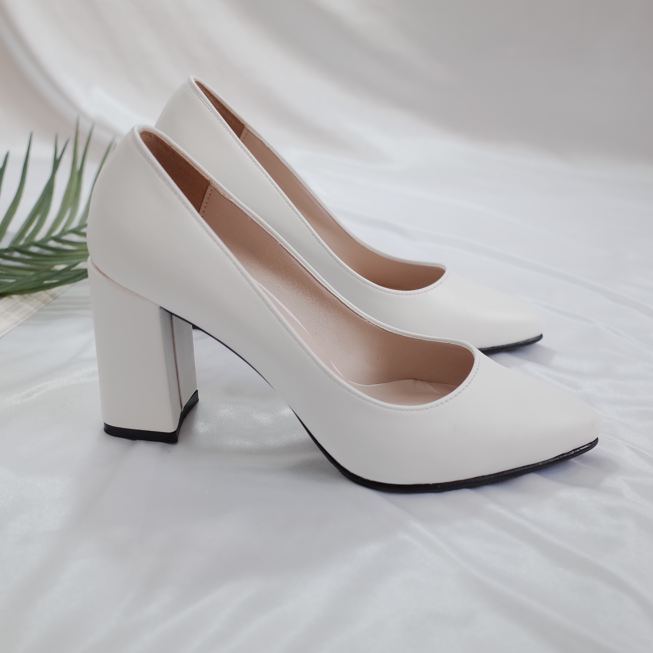 <b><p>Korean 8cm Stiletto The pump Pointed nose</p></b><b><p>韓国語 8cm スティレット 厚底 パンプス 最高の鼻 ミドルヒール baling_2</p></b><br /><br /><p align='center'>