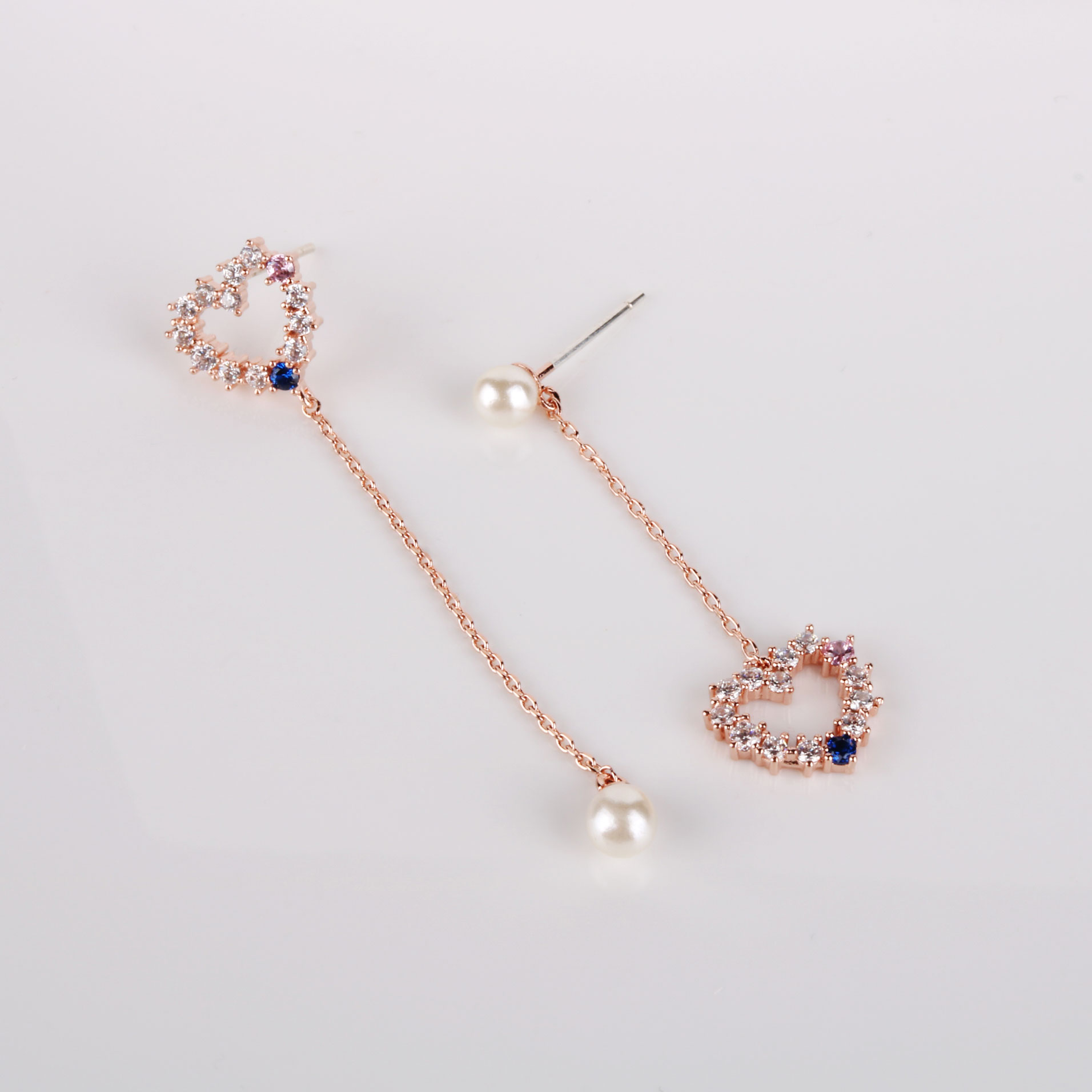 <b><p>Bollare Simple het pel erings SPE418 Lovy</p></b><b><p>ボラレ シンプルハートパールオンバルイヤリング SPE418 ラブリーなムード 可愛気性</p></b><br /><br /><p align='center'>