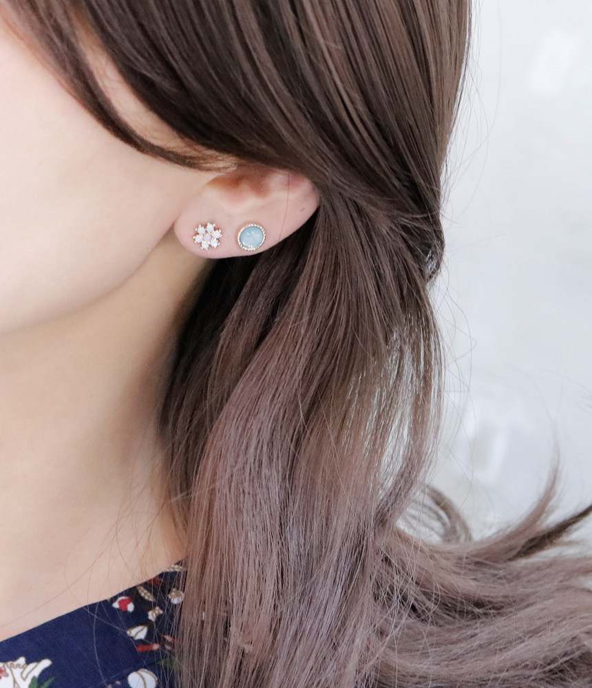 <b><p>Daikoji 8 eces Set earrings Full of love</p></b><b><p>デイ浩二 8ピース セットピアス 愛に満ち シンプルリ キュートなデザイン 生気溌剌</p></b><br /><br /><p align='center'>