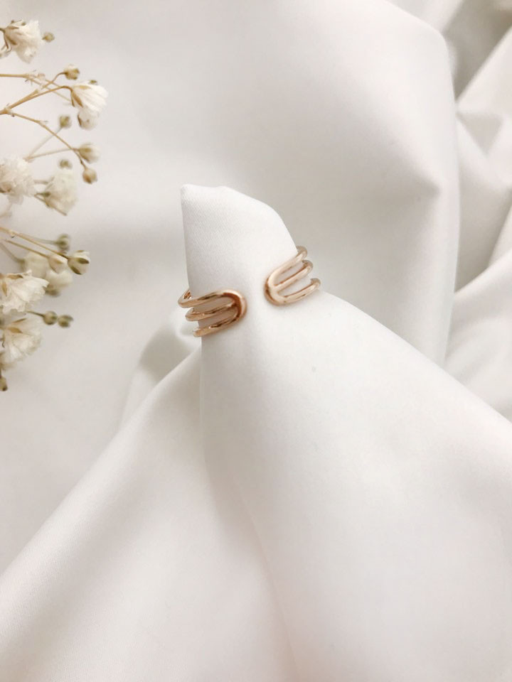 <b><p>Prl pnt All silver rg female Luxury roic</p></b><b><p>真珠 ポイント オールシルバー リング 女性 高級感 ロマンチック ゴド 女神スタイル</p></b><br /><br /><p align='center'>